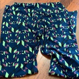 LuLaRoe OS leggings